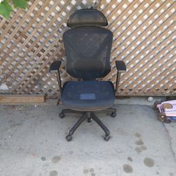 Black  🖤 Mesh Office Chair 