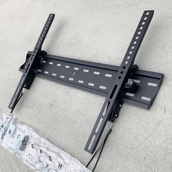 (NEW) $15 TV Wall Mount for 37-75 Inches TVs Tilt Bracket VESA 600x400mm, Weight Capacity 110 lbs