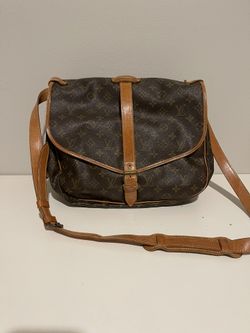Louis Vuitton Saumur Messenger Bag 30
