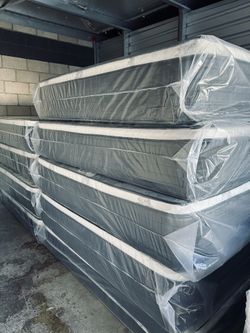 Brand new mattresses TWIN FULL QUEEN E KING C KING Espanol-English free delivery, the price depends on the size of the mattress