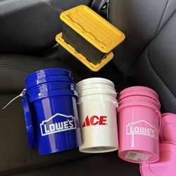 Mini Buckets And Teeny Totes 