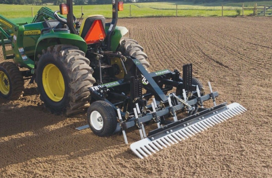 Tr3 E Arena Drag / Groomer