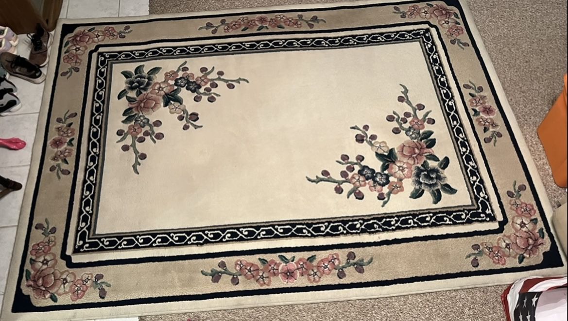 Large Area Rug 66"x approx 92"