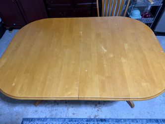 Solid Wood Extendable Dining Table with three chair
