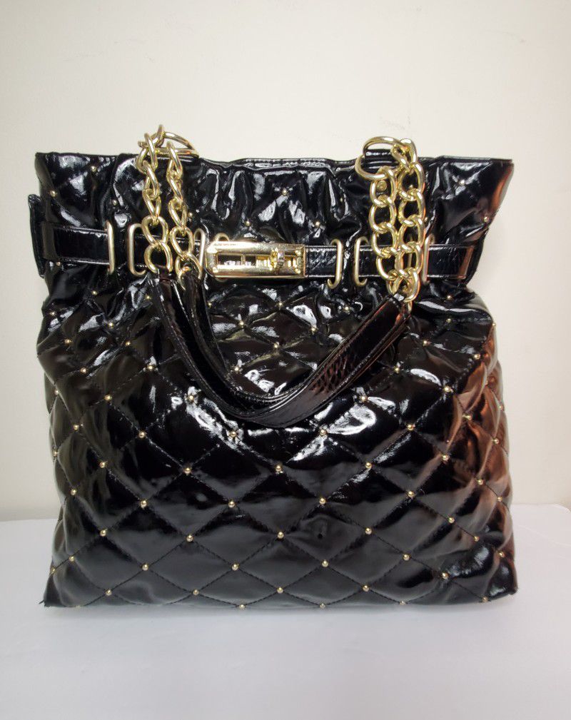 Bueno Women's Black Quilted Tote 