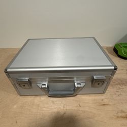 Cases by Source Aluminum Case (New)