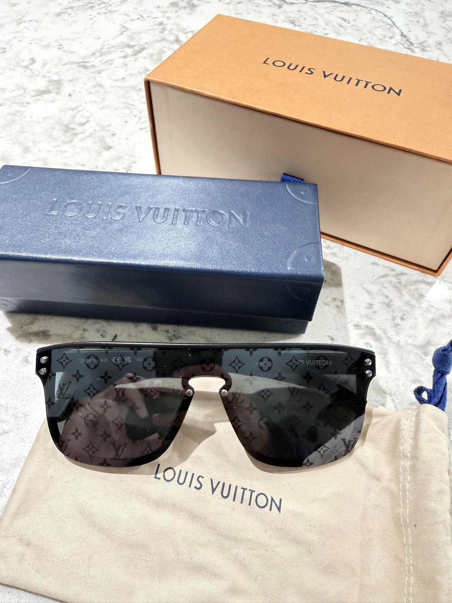 Louis Vuitton Sun Glasses Mens