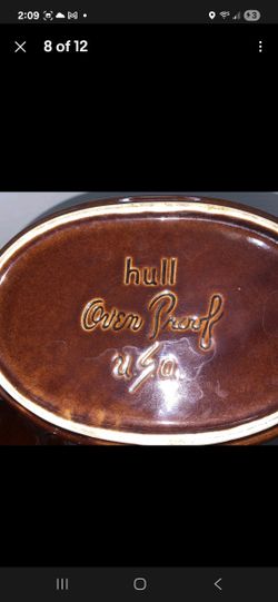 Vintage Hull Brown Drip Casserole/Serving Dish with Lid Oven Proof USA Made