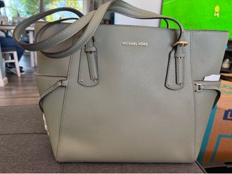 Michael Kors tote