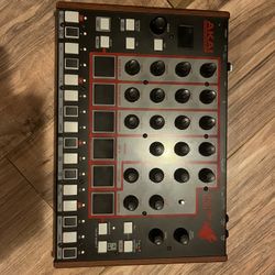 Akai Rhythm Wolf W/power Supply And Box