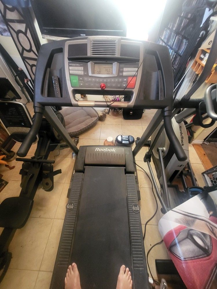 Reebok Treadmill Works Freat!!!