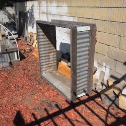 Free Plant Box And Free Soil 