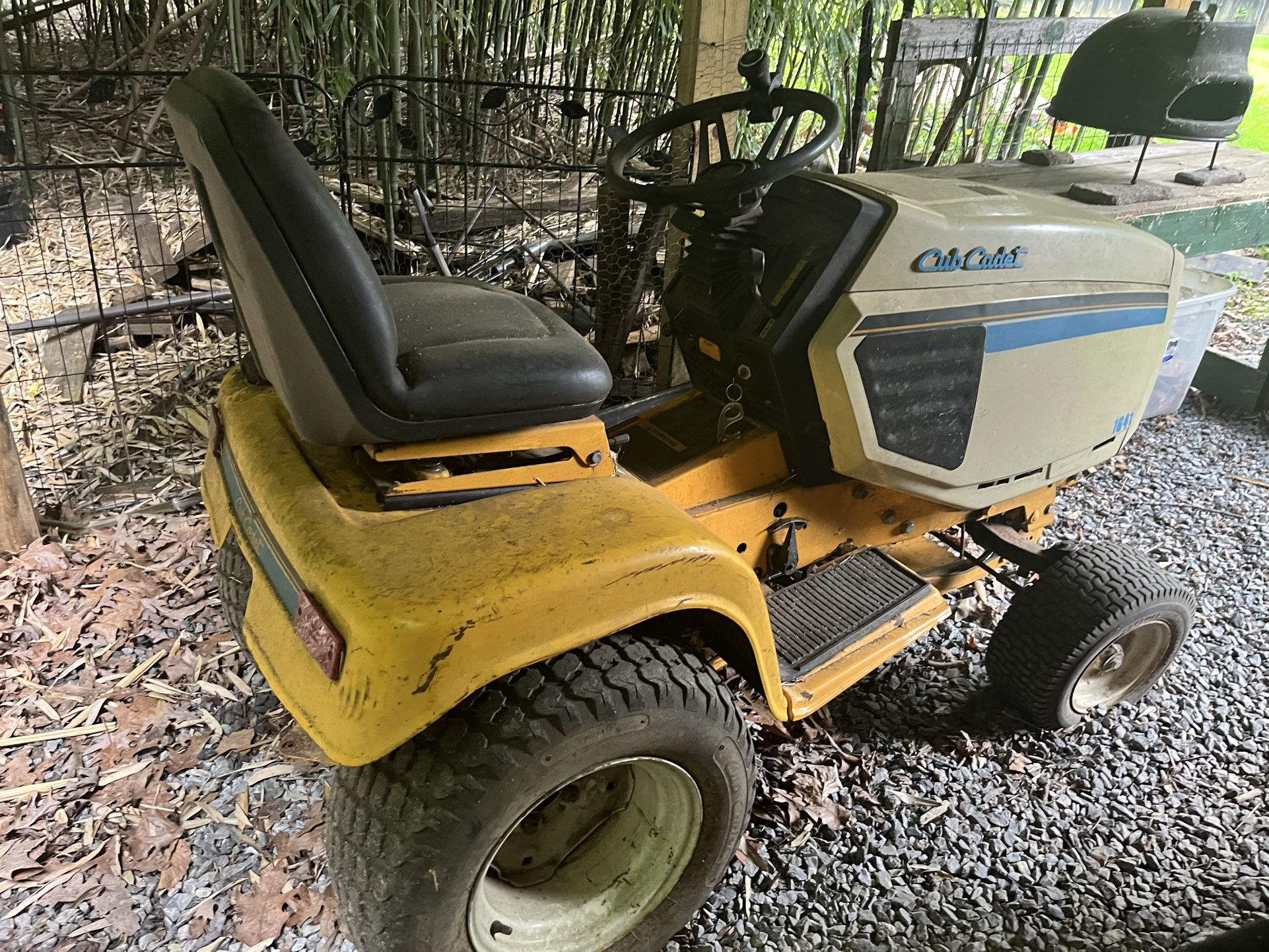 Cub Cadet Riding Tractor (older One) Pick up Only