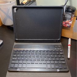 iPad Keyboard Case For 6th -and 7th Generation iPad