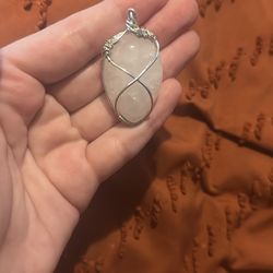 Quartz Wire Wrapped Pendant 