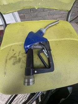 Husky DEF Nozzle M34 