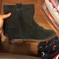 TOMS Women’ssize 9 Laurel Black Suede wool Contrast Boots