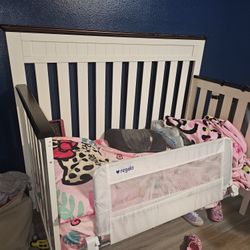 Baby Crib 