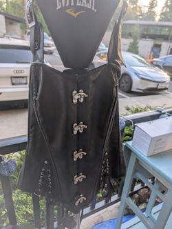 Size XL Made In Hollywood Corset.