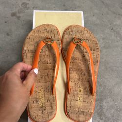 Michael Kors Flip flops