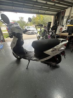 Genuine Scooter 49cc