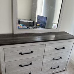 Grey Dresser With Mirror 