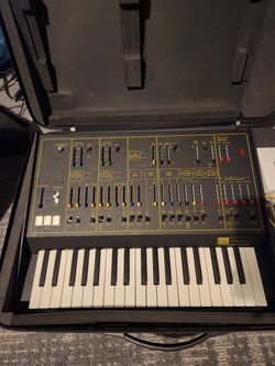 Arp Odyssy REV 2 Synthesizer/ Keyboard