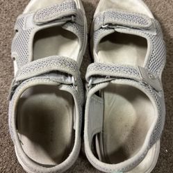 EASY SPIRIT. SIZE 10. SANDALS. PRELOVED.