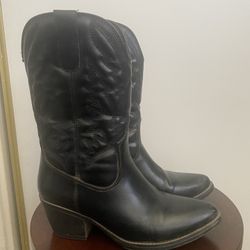 Black Cowgirl Boots