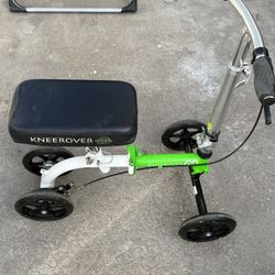 Knee Rover