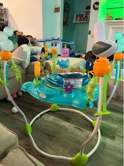Disney Baby Finding Nemo bouncer