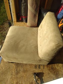 Chair & Area Rug