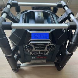 Bosch Job site Radio With Bluetooth And Bosch Battery
