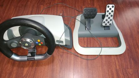 Microsoft Xbox 360 Wireless Racing Wheel with Pedals