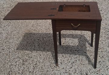 Sewing Machine Cabinet