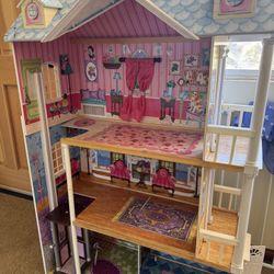Doll House