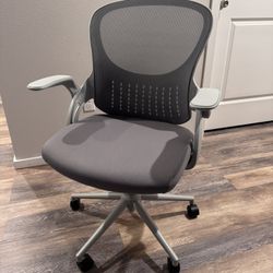 SMUG HOME OFFICE MESH CHAIR GRAY