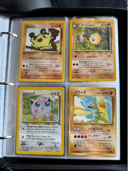 Pokémon Trading Cards Lot of 4