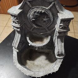 Heavy Gothic Fountain READ LISTING