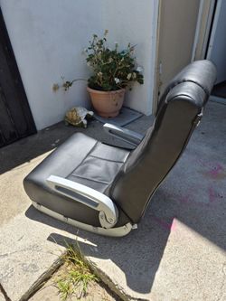 Game chair
