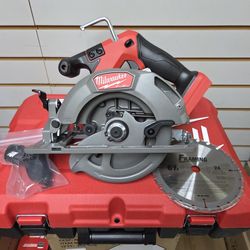 NEW Milwaukee M18 Fuel Brushless 6-1/2" Circular Saw 2833-20