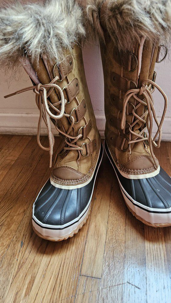 Women Snow Boots Size 8