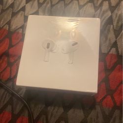 airpod pros with magsafe charging case