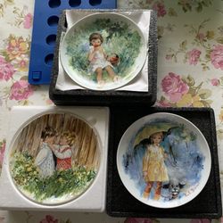 Decorative Collection Plates From England And France 