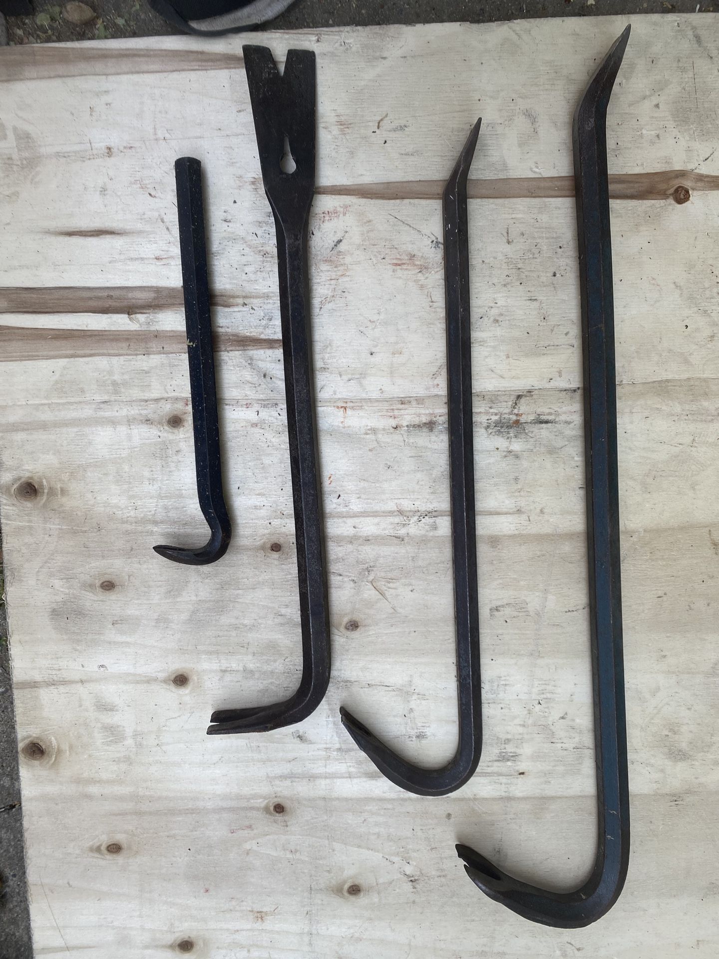 Crowbar tools