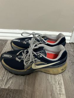 Men’s Nike shoes size 8.5