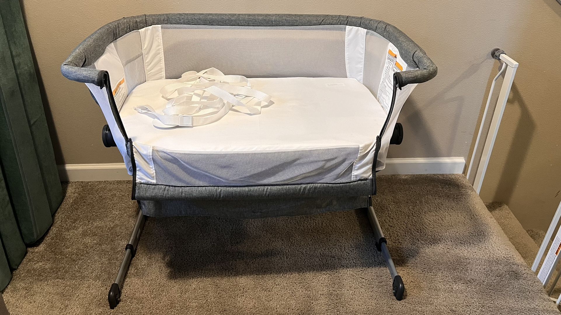 Baby Delight Bassinet