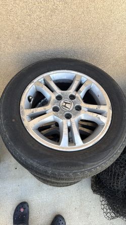 Honda Rims Semi-New Tires