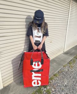 SUPREME/ HULKEN ROLLING TOTE BAG RED for Sale in Los Angeles SUPREME/ HULKEN ROLLING TOTE BAG RED for Sale in Los Angeles