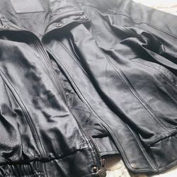 Large Leather Men’s By Expression Jacket 42-44 Excellent Condition